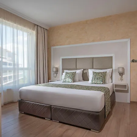 Marina Sands Bijou Boutique - Excellent Choice For Travelers Visiting 2-4p 4* Obsor